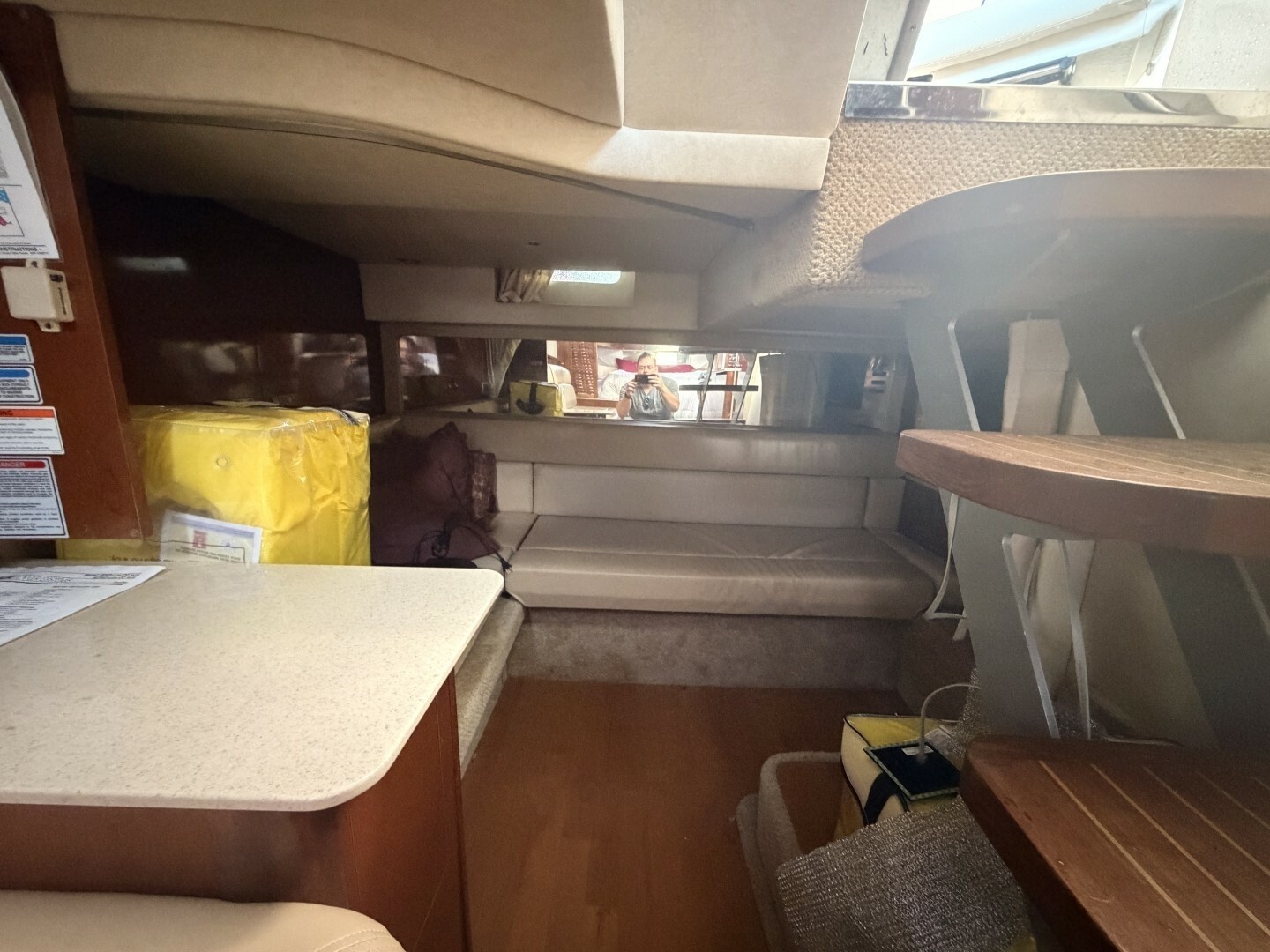2010 Sea Ray 370 Sundancer - Image 11