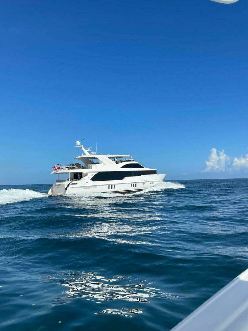 2024 Hargrave Raised Pilothouse - Image 19