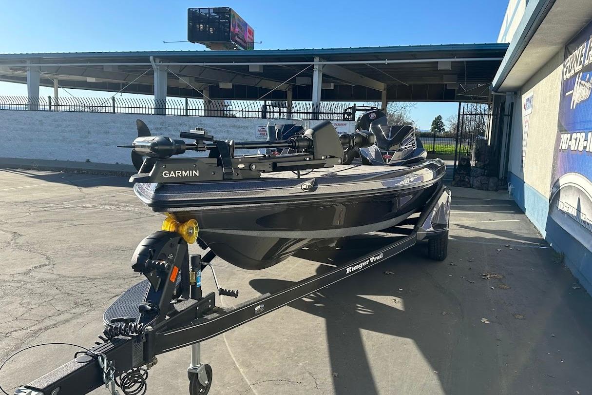 2026 Ranger Z521R boat equipped with Garmin technology, parked outdoors on a sunny day.