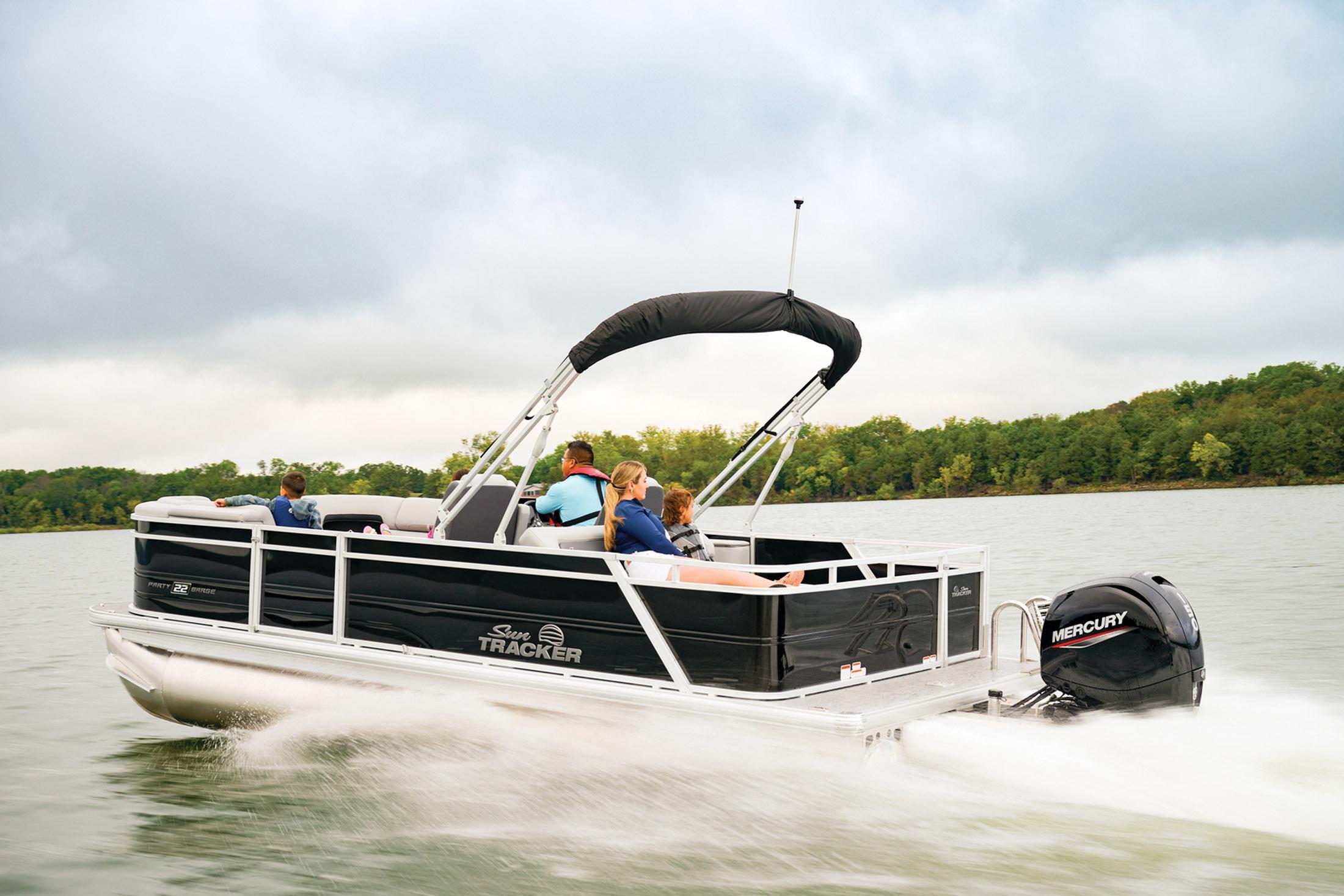2026 Sun Tracker Party Barge 22 RF DLX - 3