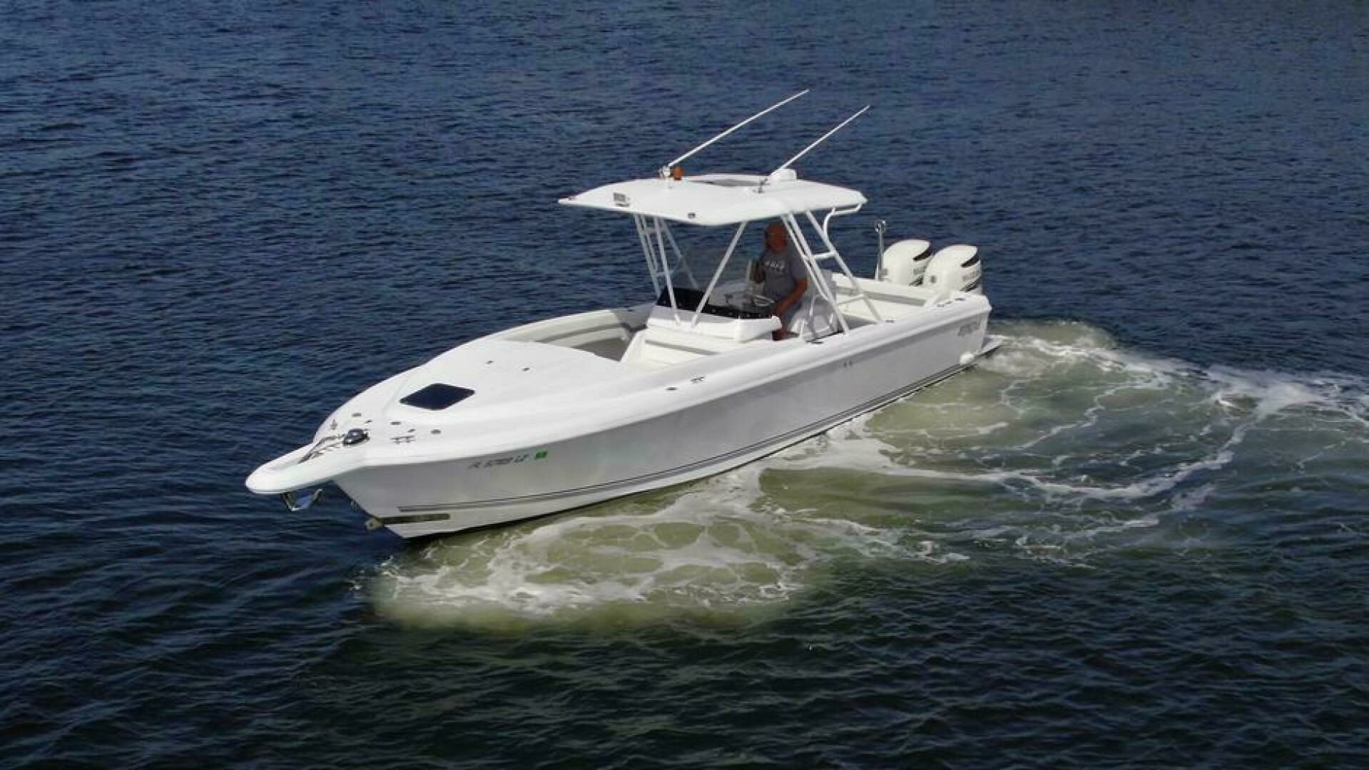 2003 Intrepid 32 - Image 28