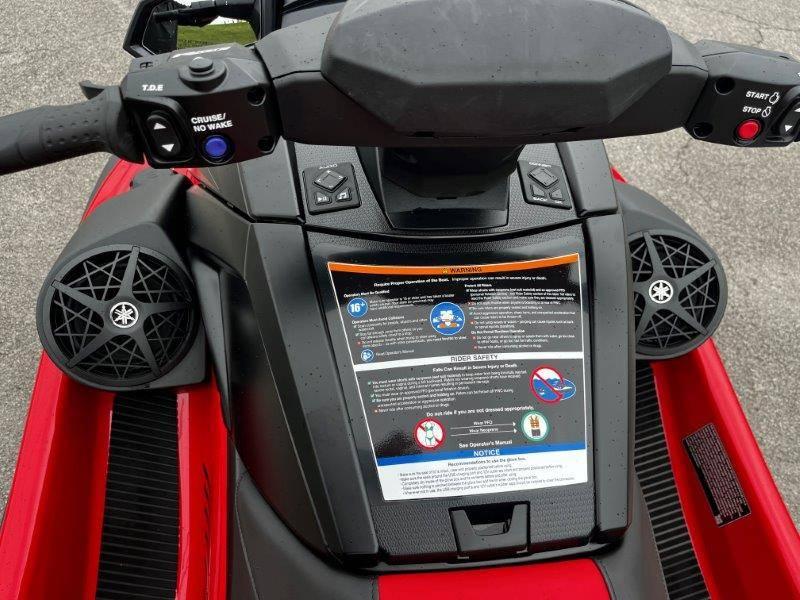 2025 Yamaha Boats Waverunner VX Deluxe w/ Audio - 27
