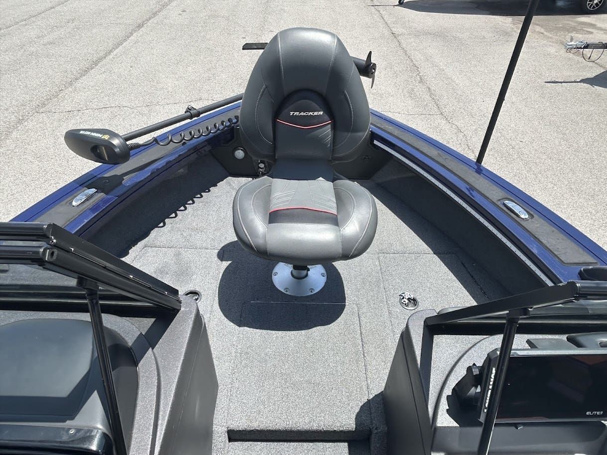 2024 Tracker Targe V18 Combo - 8