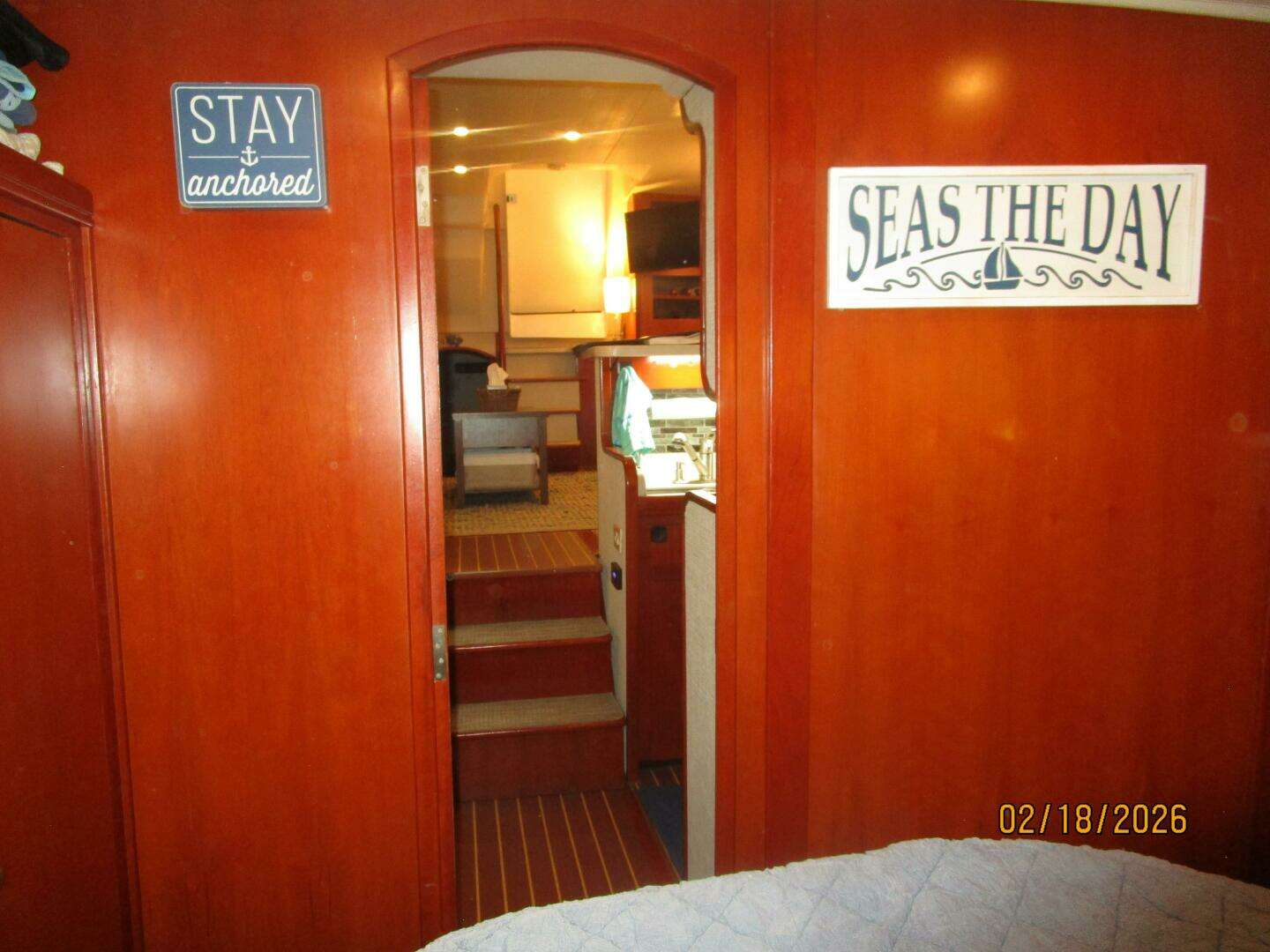 2004 Mainship 430 - Image 65