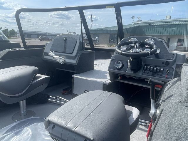 2025 Starcraft Renegade 168 DC - 7