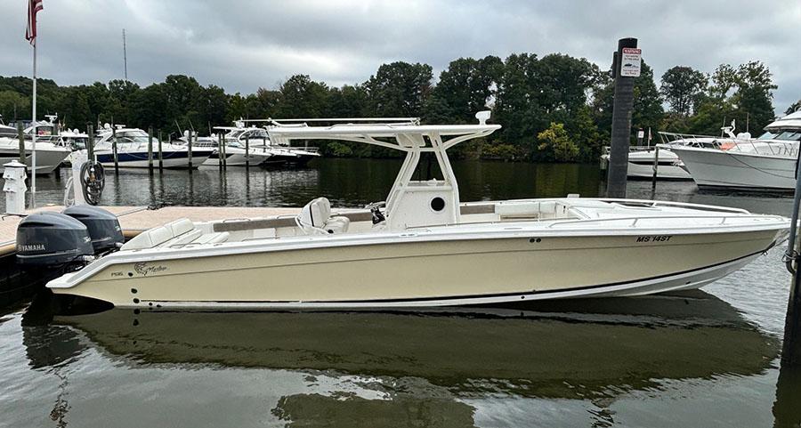 2003 Marlago Fs 35 Center Console Cuddy