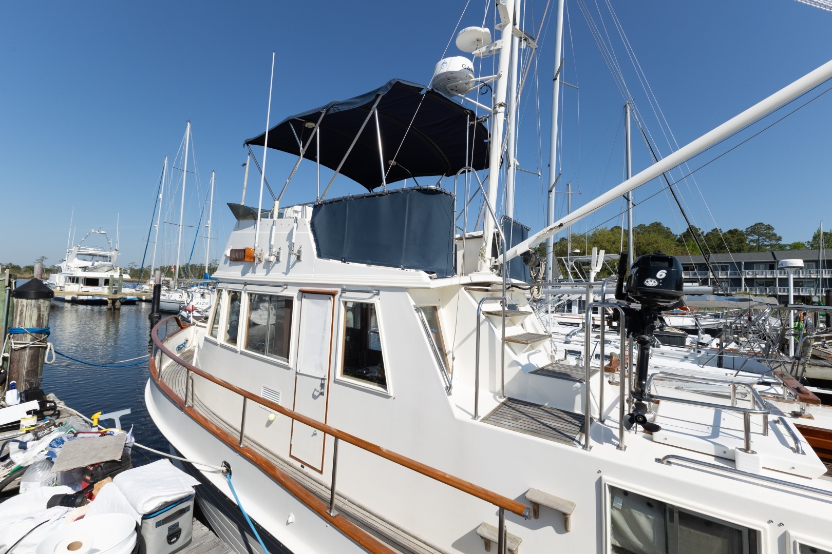 1991 Grand Banks 36 - Image 4