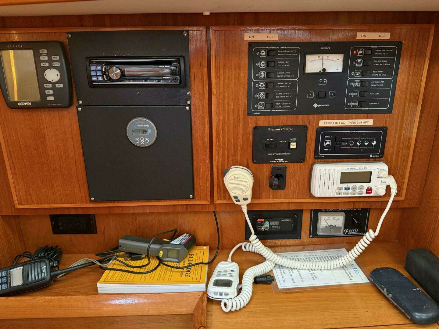 1999 Jeanneau 36.2 Sun Odyssey - Image 18