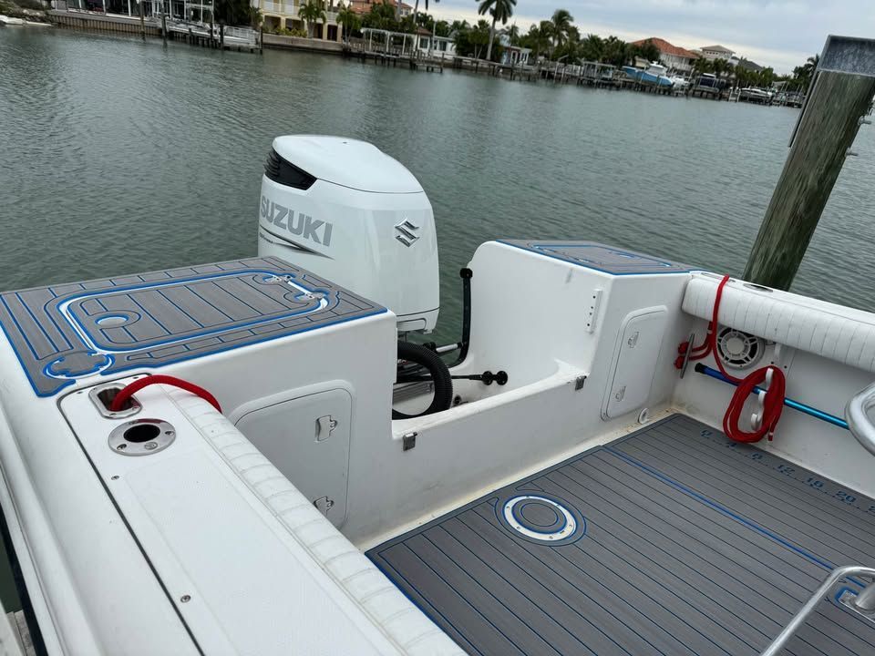 2001 Edgewater 225CC - 6