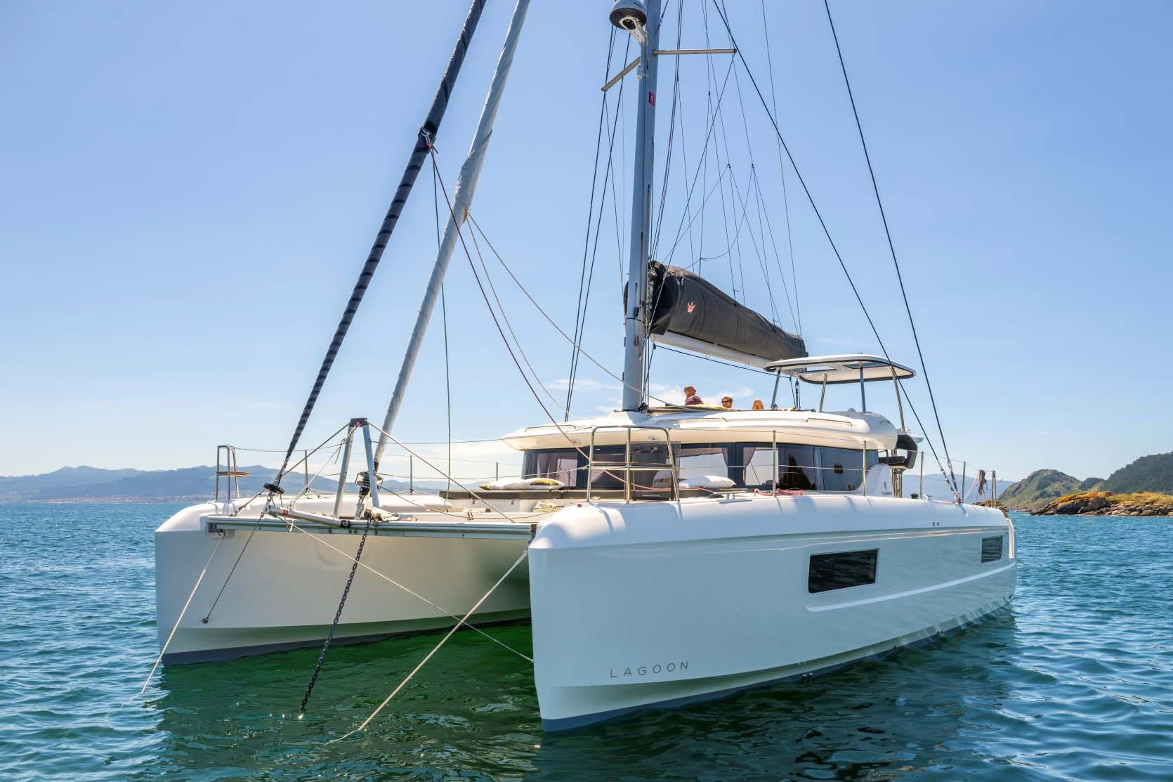 2026 Lagoon 43
