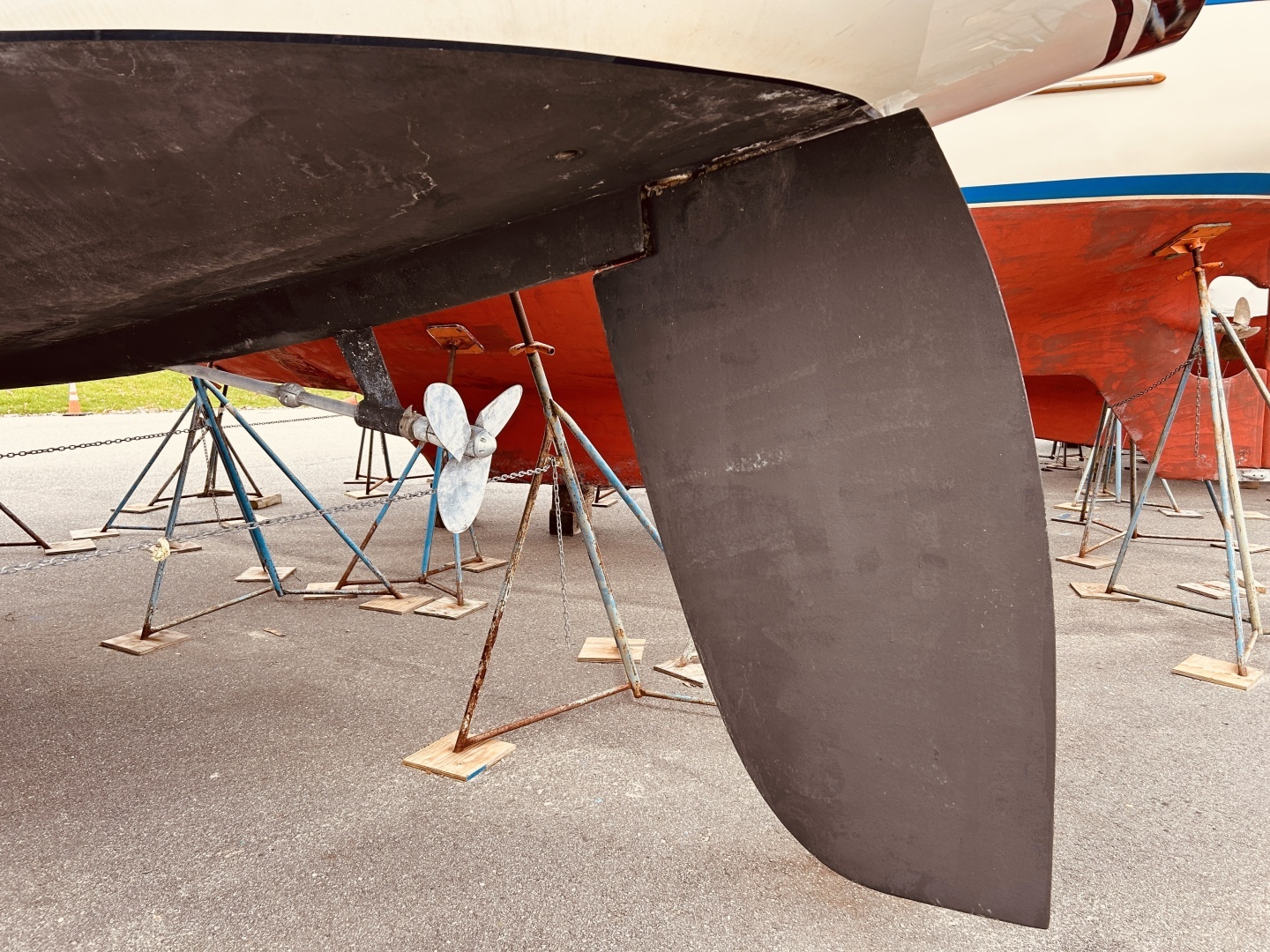 2004 Sabre 426 - Image 6