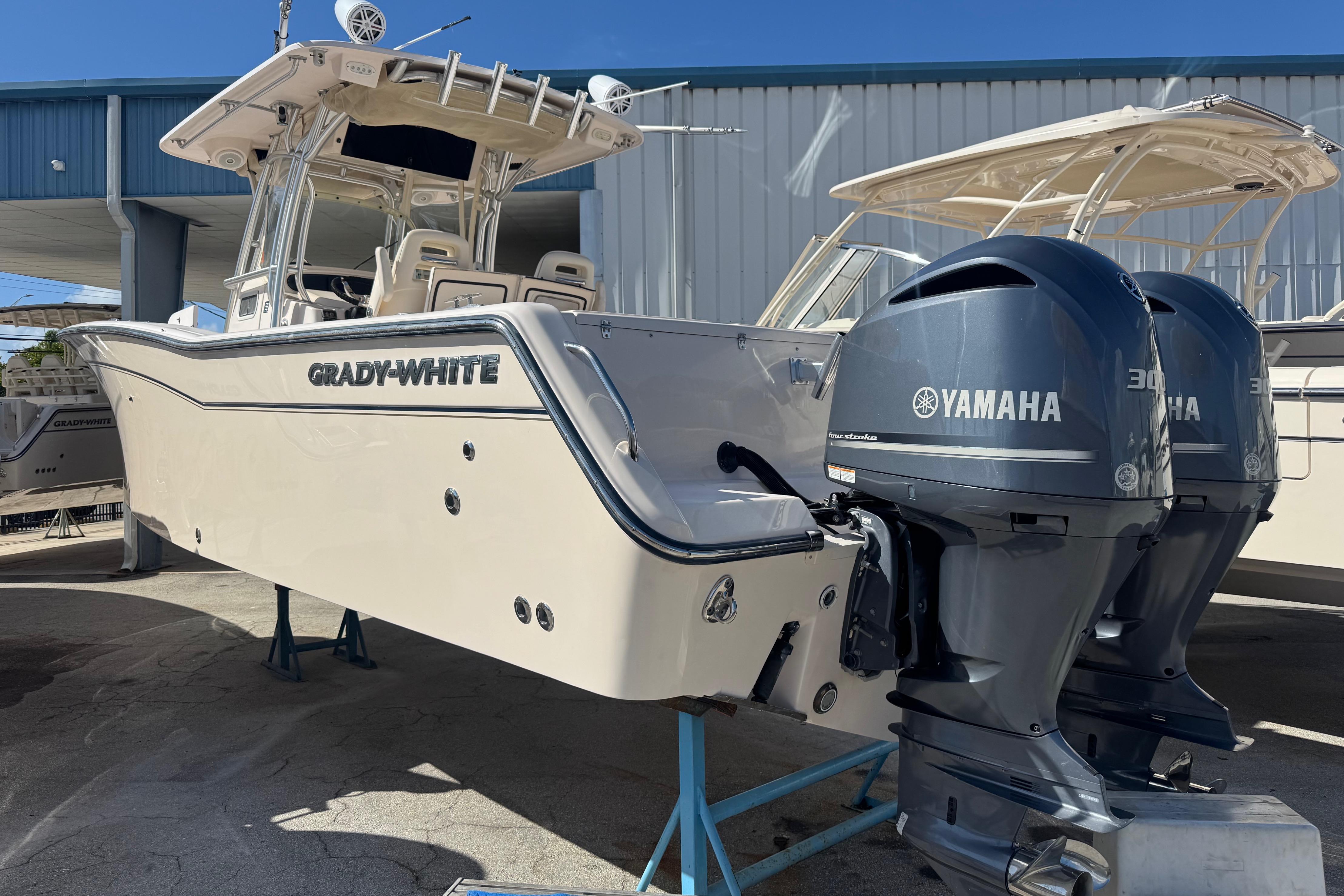2007 Grady-White Bimini 306