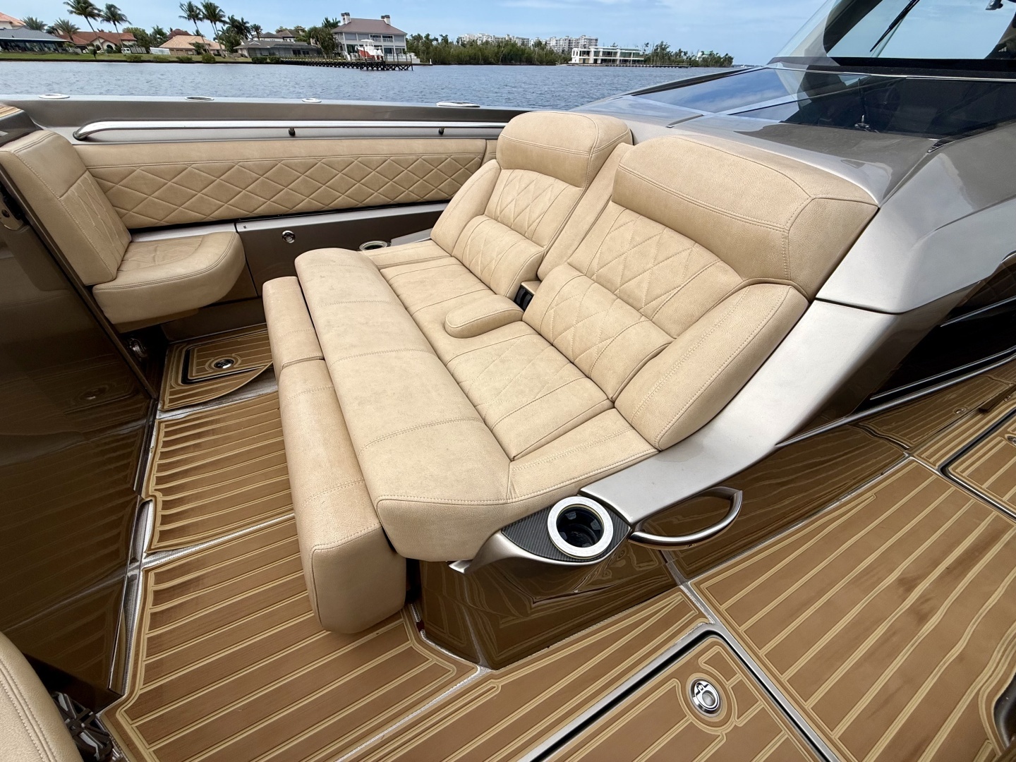 2020 Nor-Tech 550 SPORT CENTER CONSOLE - Image 60