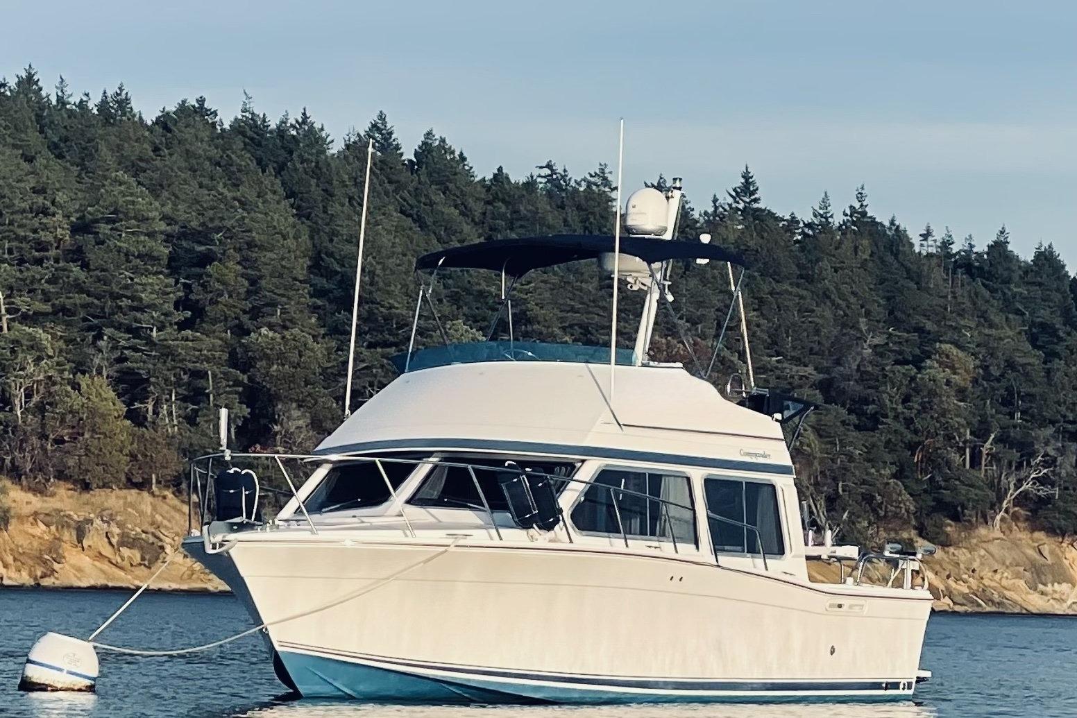 2008 Commander 30 Flybridge