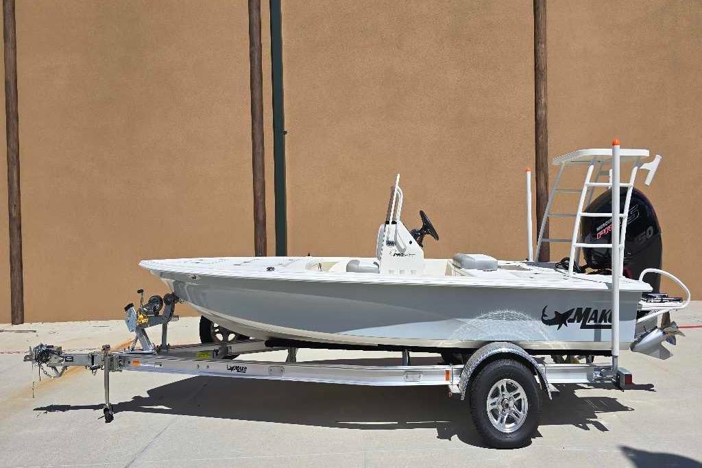 2026 Mako 18 Pro Skiff