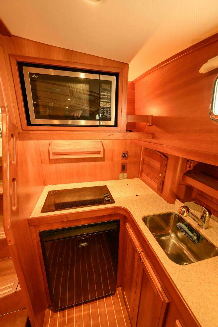 2009 Sabre 42 Hard Top Express - Image 44