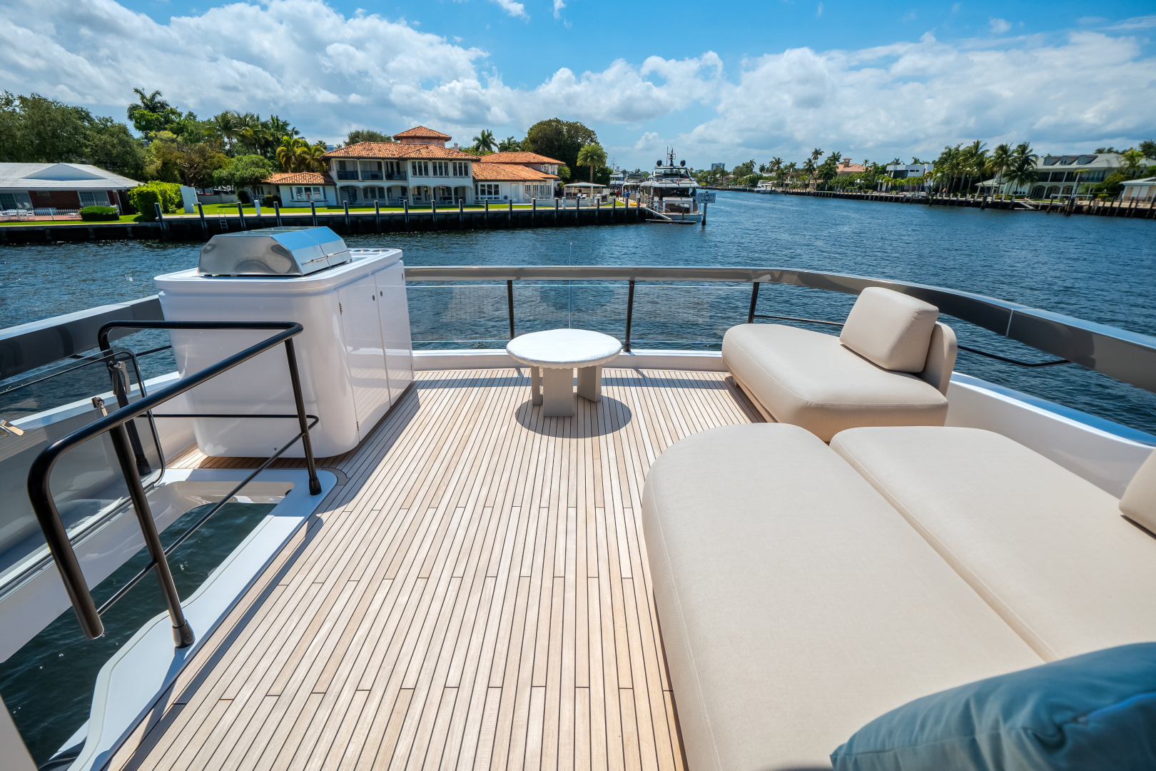 2026 Azimut Fly 72 - Image 47