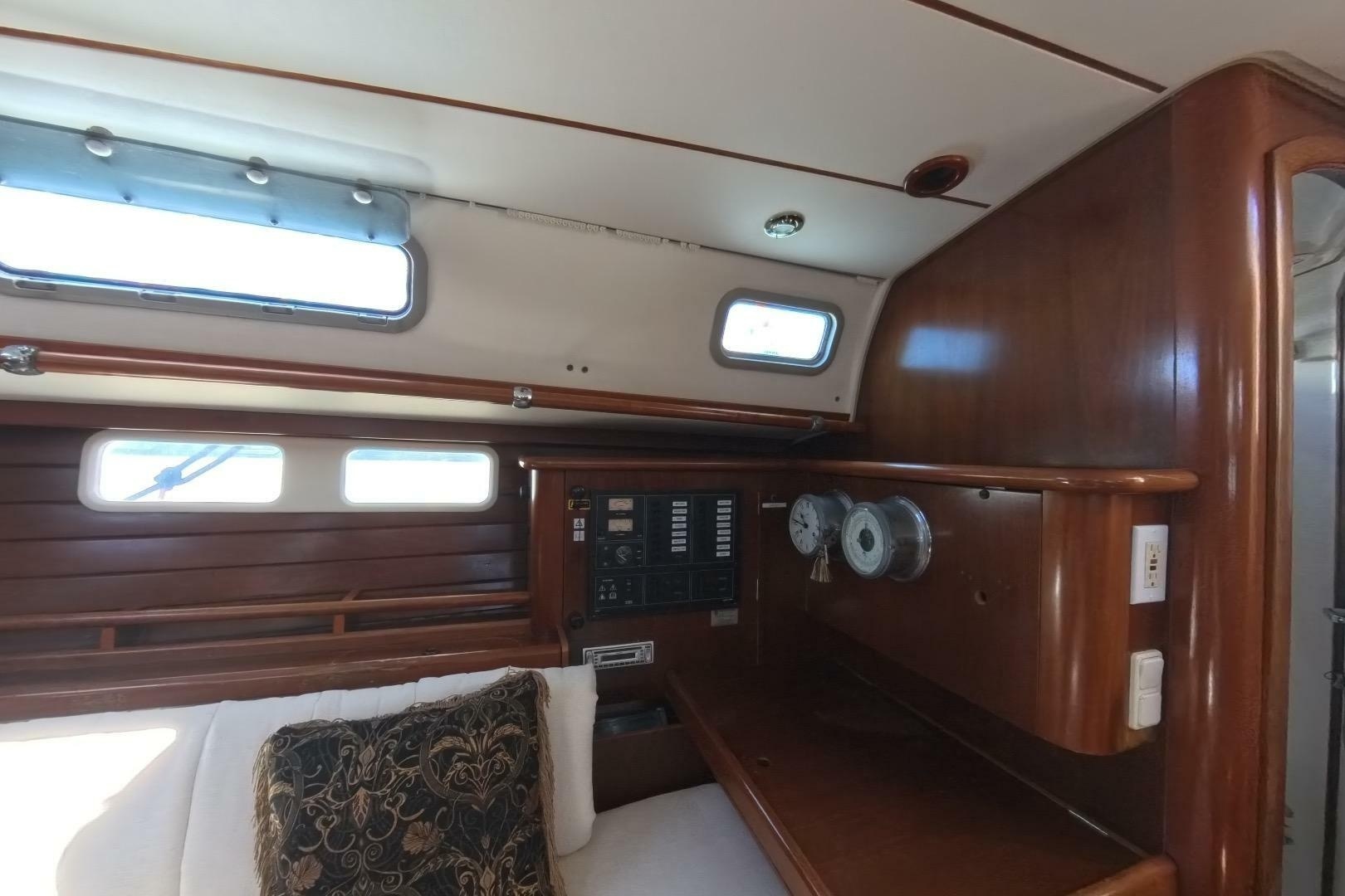1999 Beneteau Oceanis 461 - Image 25