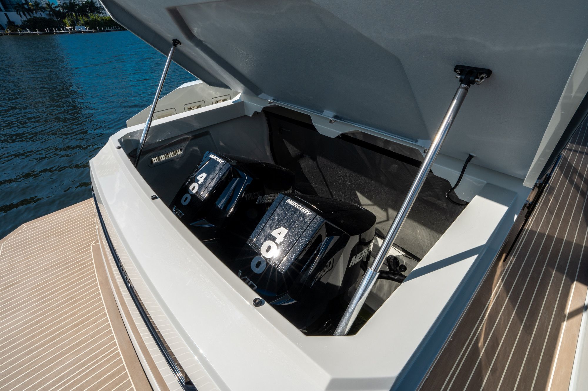 2025 De Antonio Yachts D36 OPEN - 11