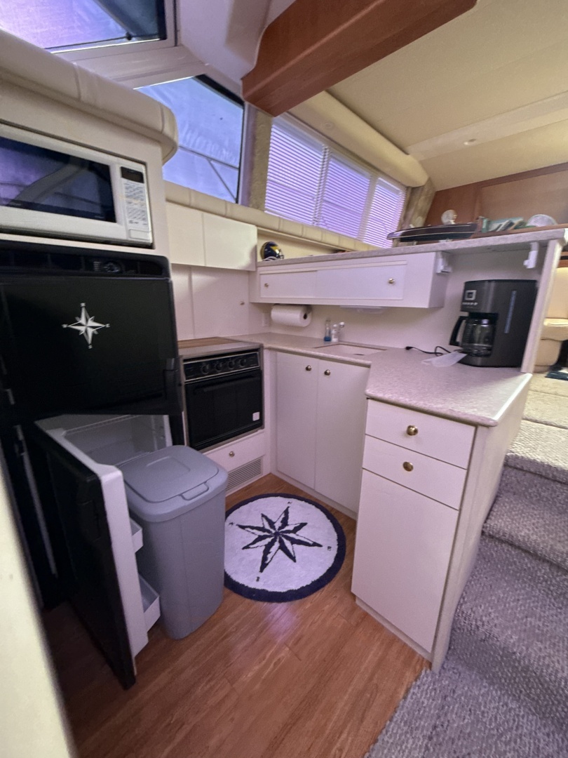 1999 Silverton 422 - Image 118