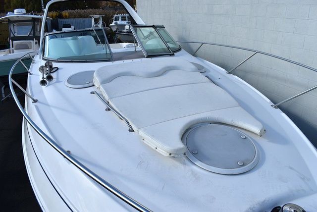 2005 Larson Cabrio 310 - 11