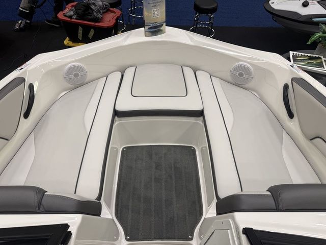 2026 Yamaha Boats SX190 - 22