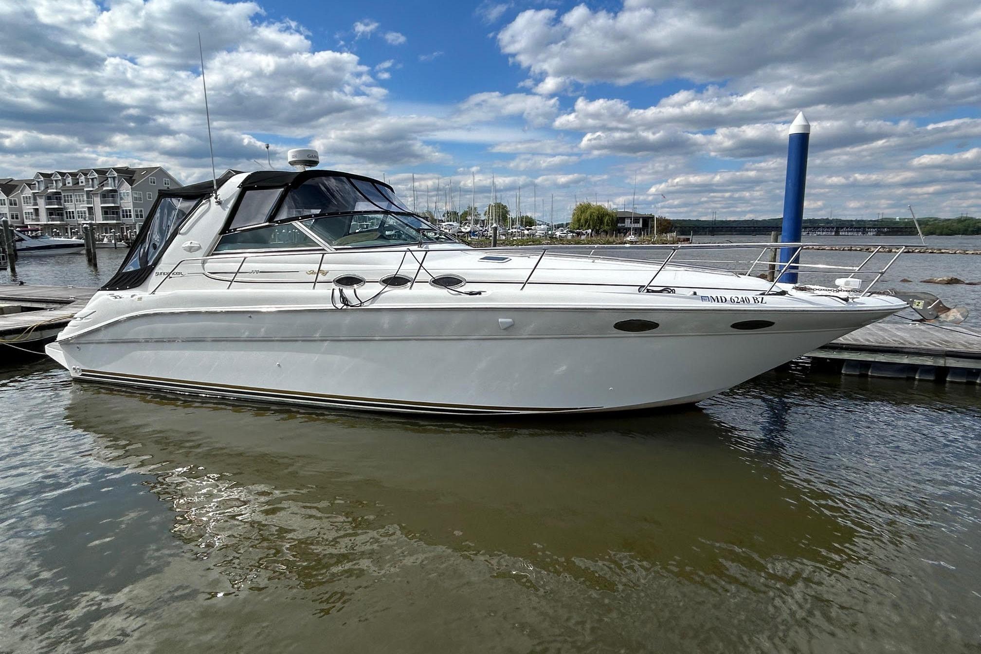 1998 Sea Ray Sundancer 370