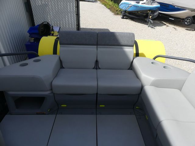 2023 Sea-Doo Switch Cruise 21 - 14