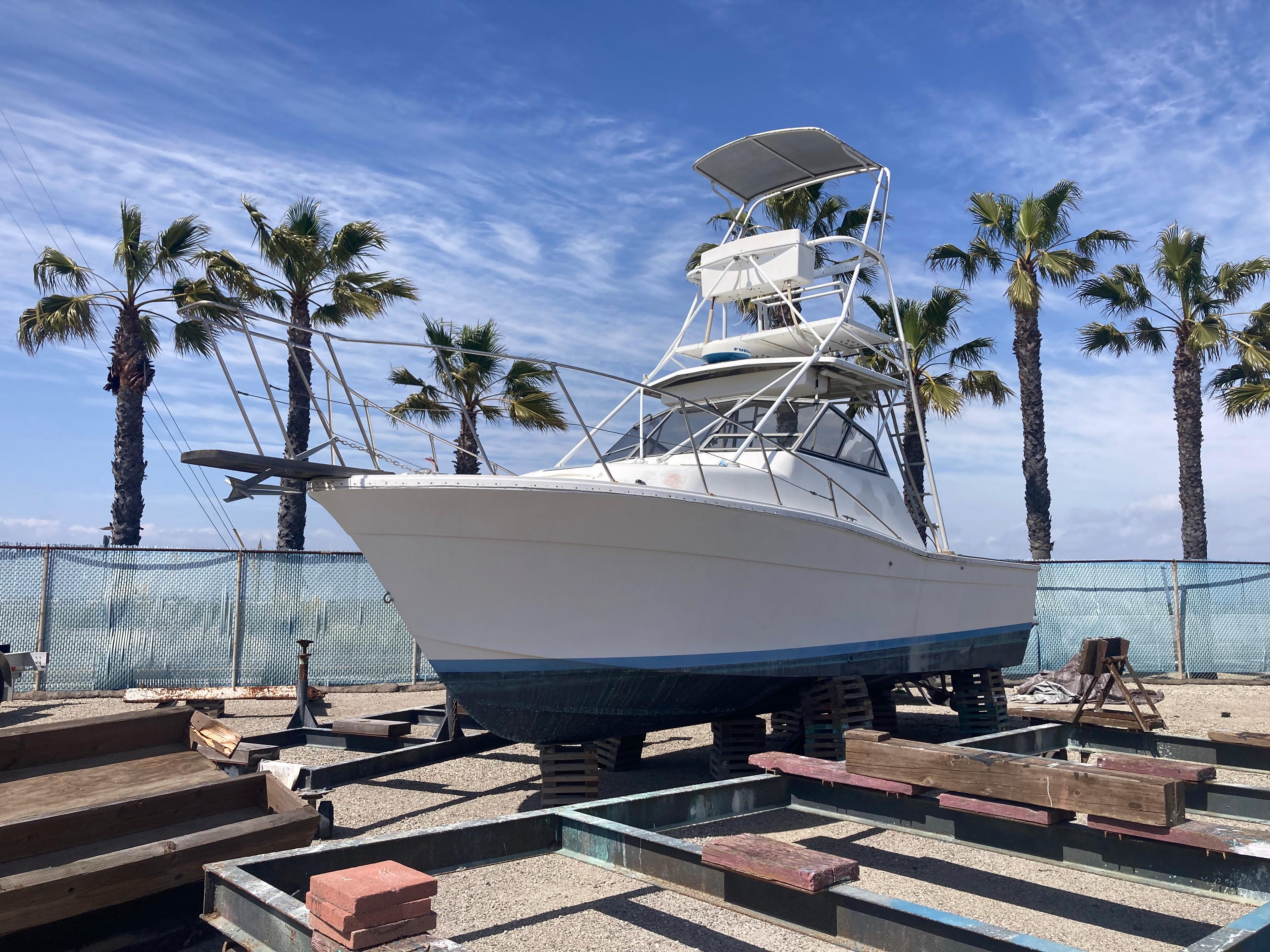 1982 Topaz 29 Sportfisherman