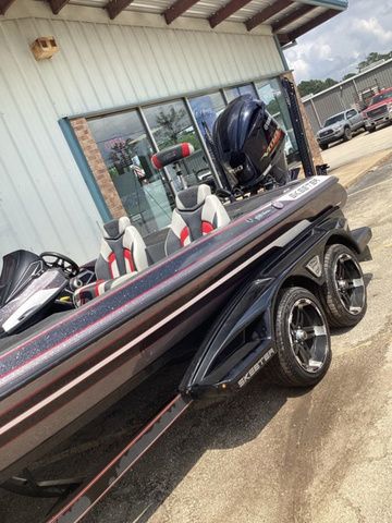 2018 Skeeter FX21 - 12