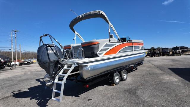 2025 Bennington M Quad Bench 24 MFB - 5