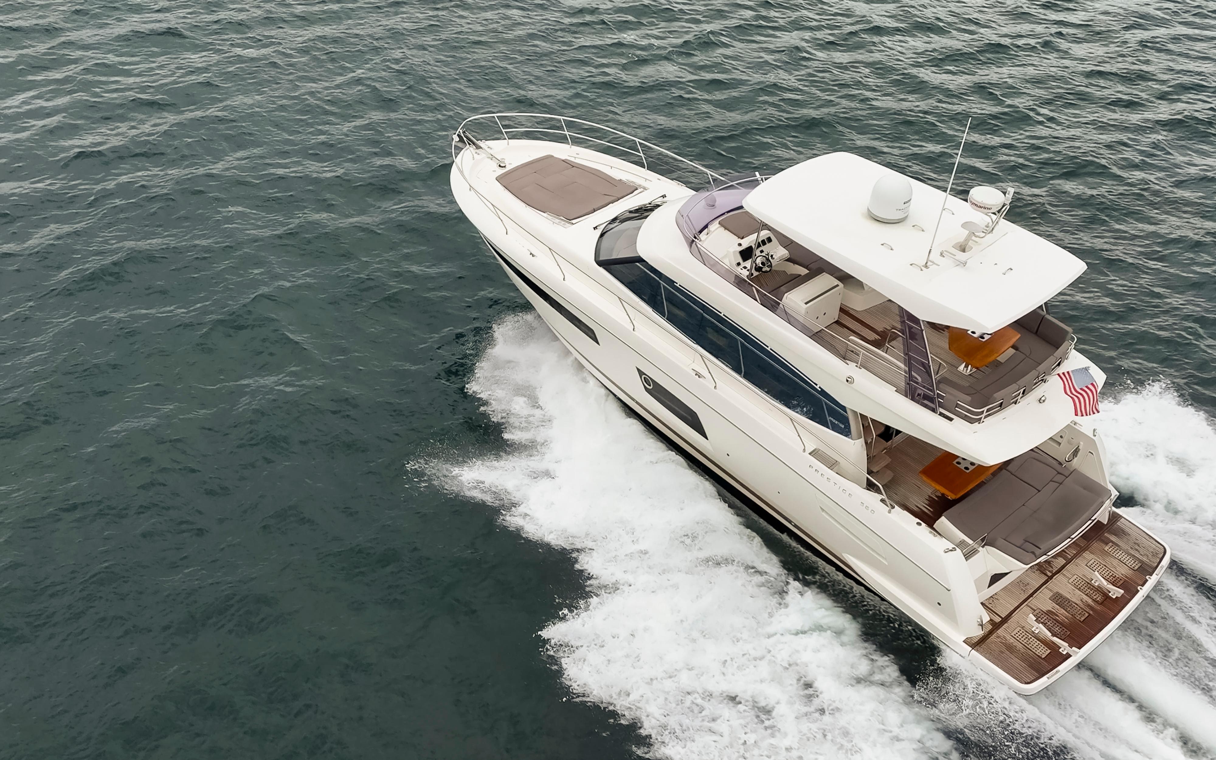 2017 Prestige 560