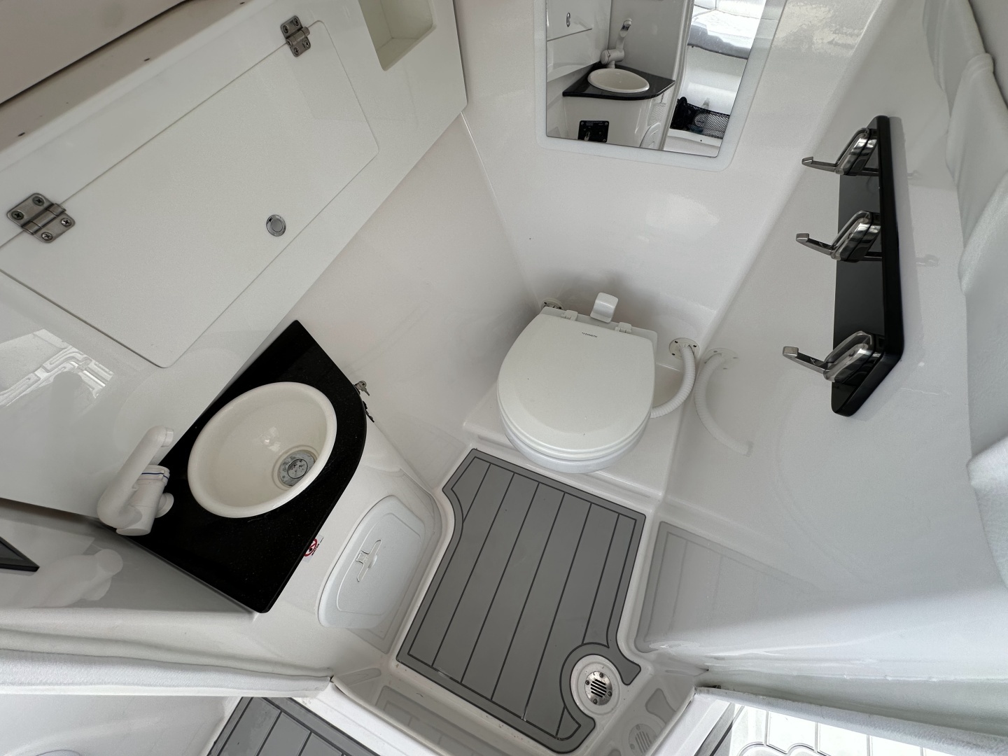 2025 Sea Fox 288 Traveler - Image 24