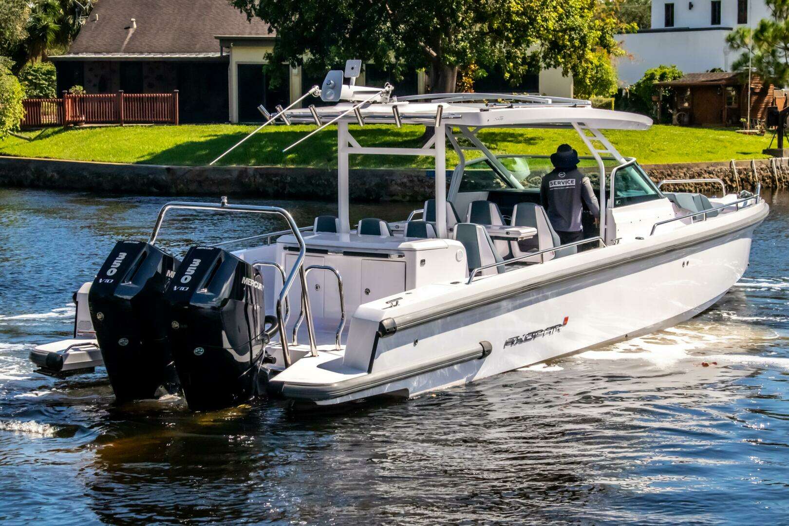 2024 Axopar 37 Sun Top - Image 33
