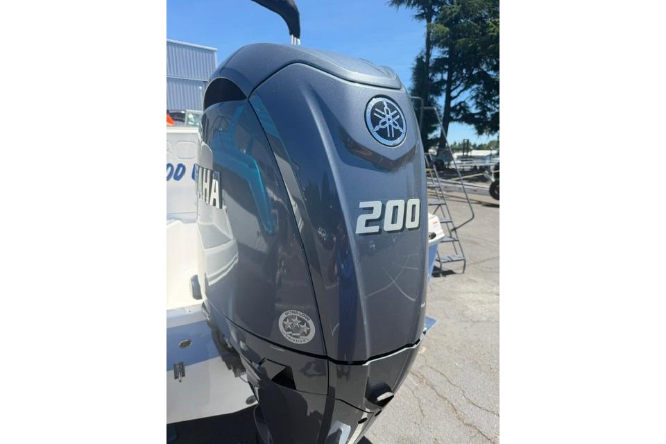 Yamaha 200 horsepower outboard motor on a 2024 Robalo R207 Dual Console boat.