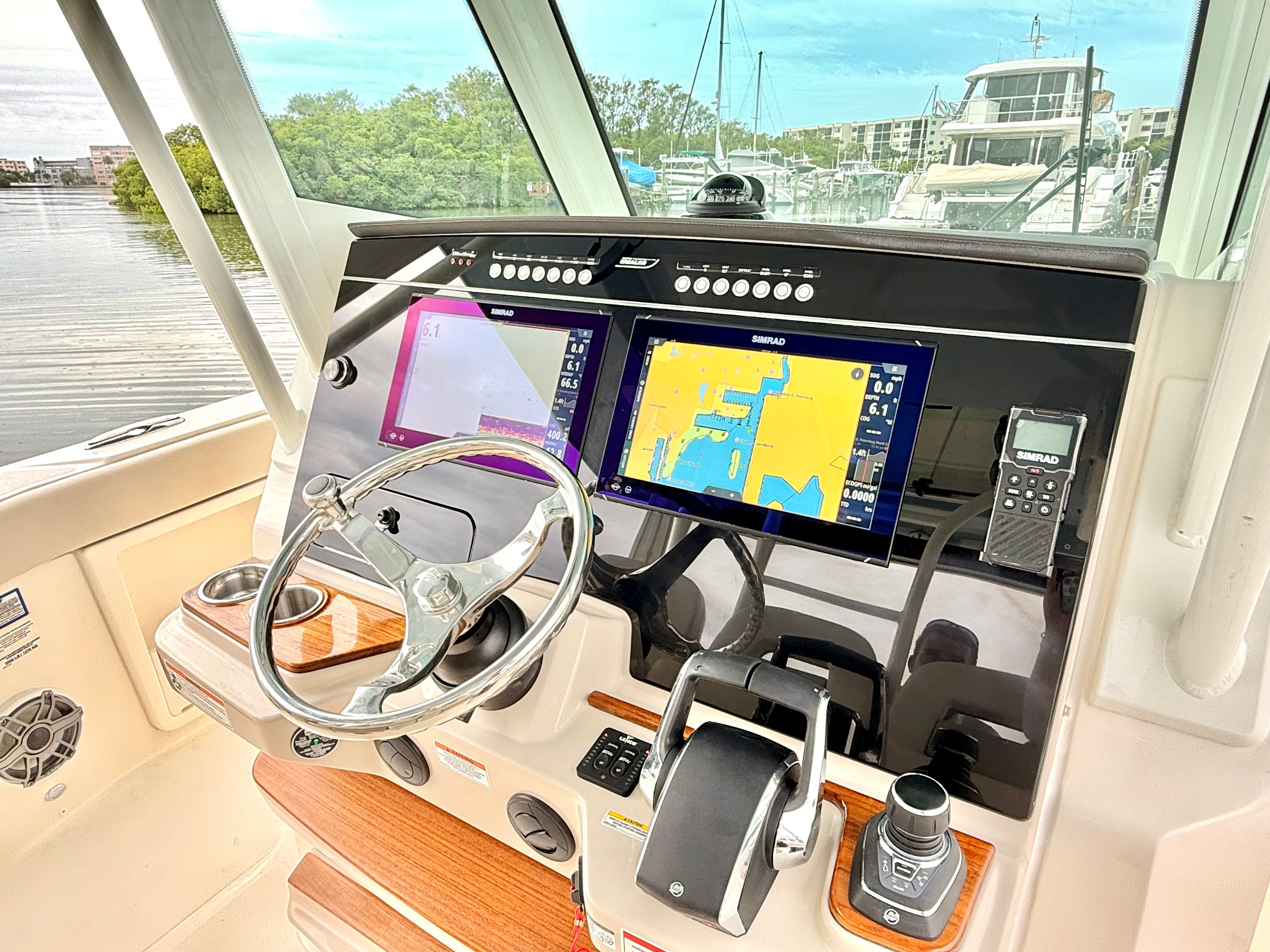 2026 Boston Whaler 360 Outrage - 34