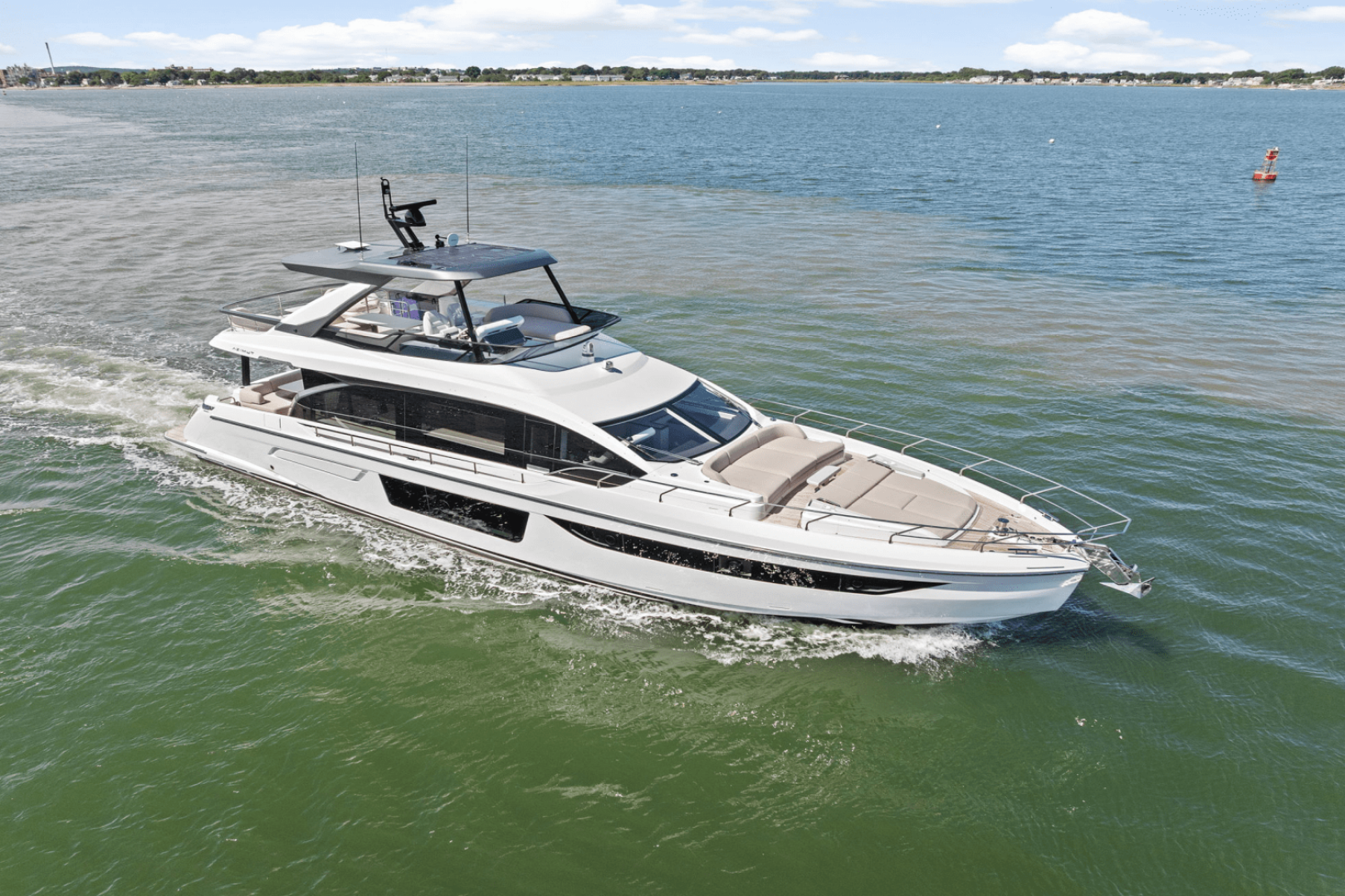 2026 Azimut Fly 68 - Image 3