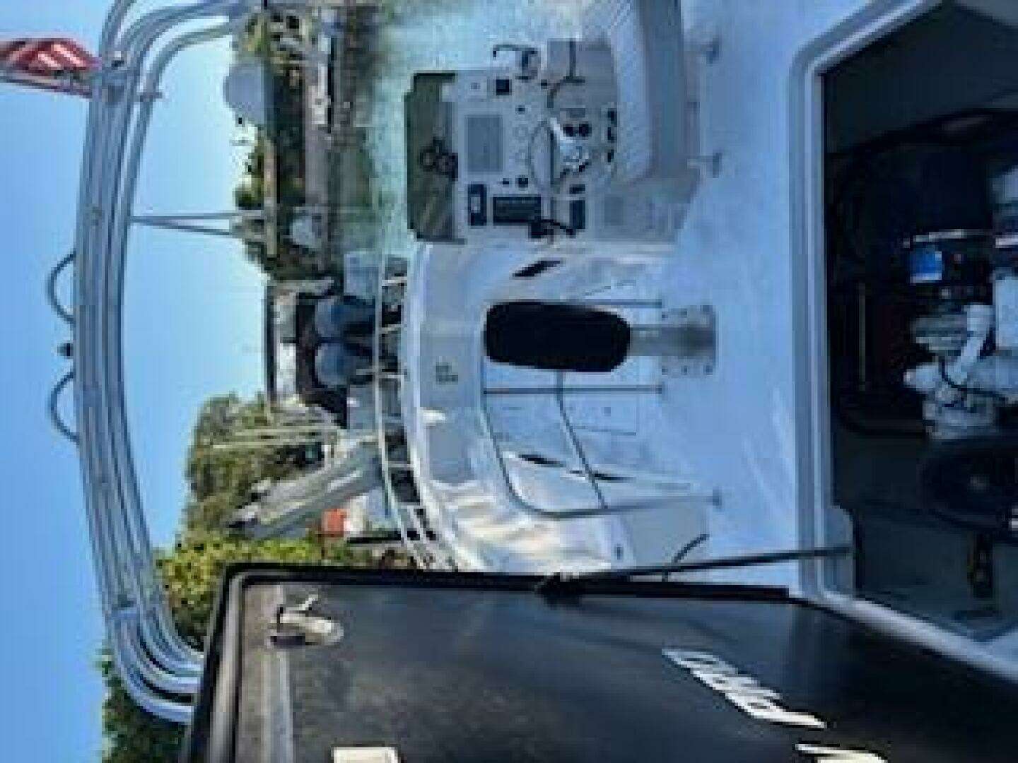 2019 Commercial OceanPro 35 - Image 15