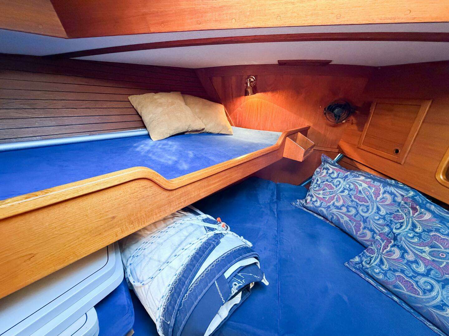 1986 Nauticat 40 Cutter Ketch Pilothouse - Image 87