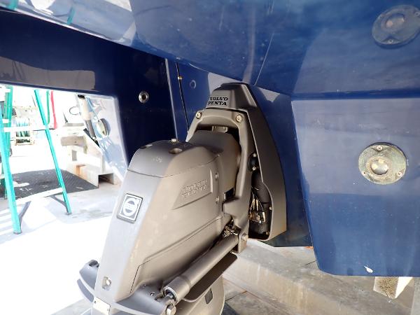 2011 Chaparral 287 SSX - 80