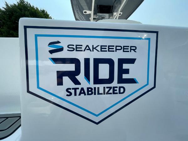 Tidewater 232 CC Adventure 2025 with Seakeeper Ride Stabilized logo.