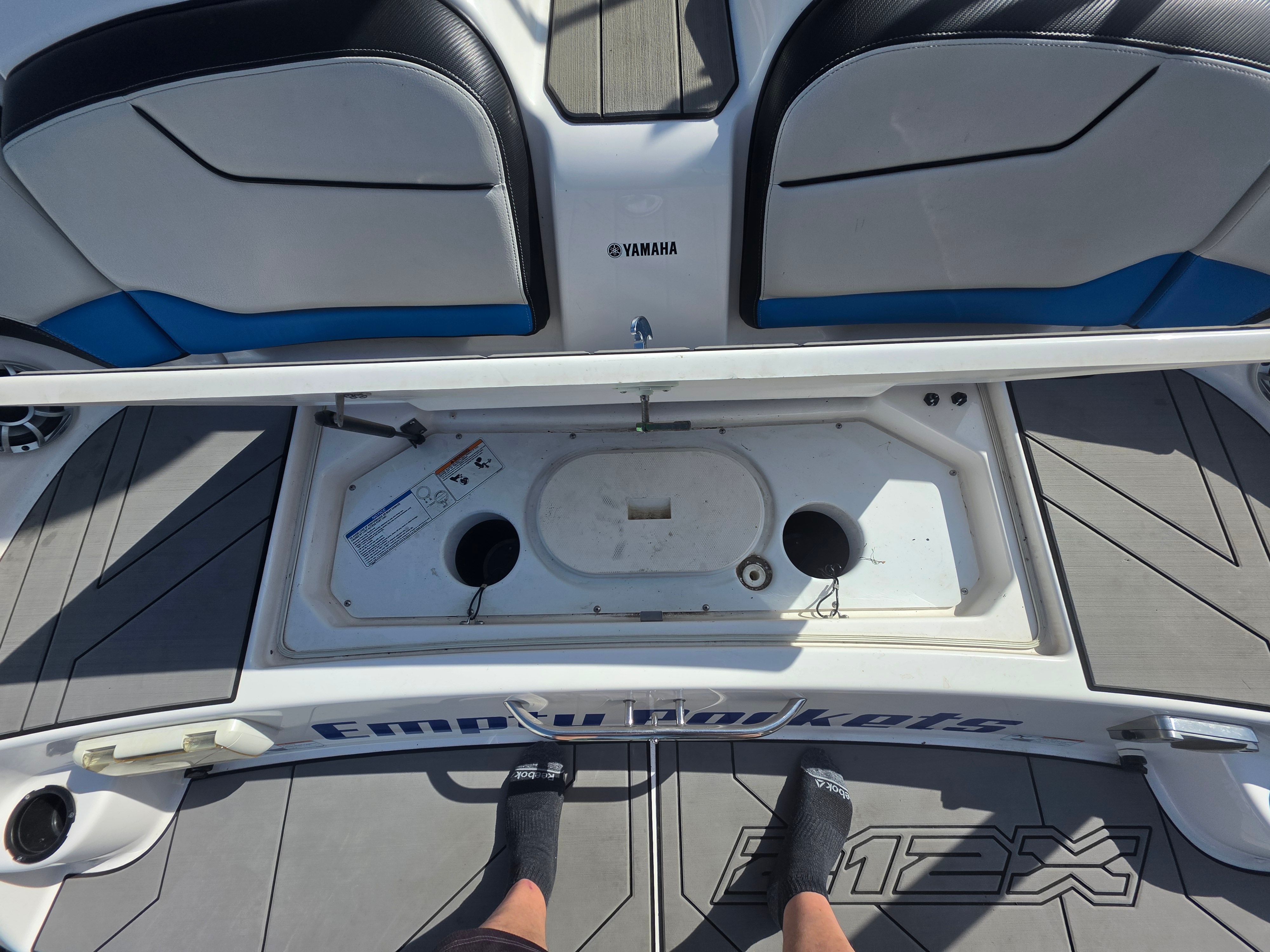 2019 Yamaha Boats 212X - 13