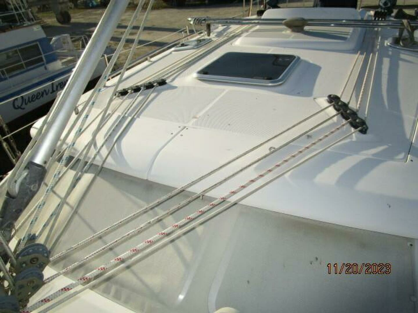 2008 Hunter H41 Deck Salon - Image 18