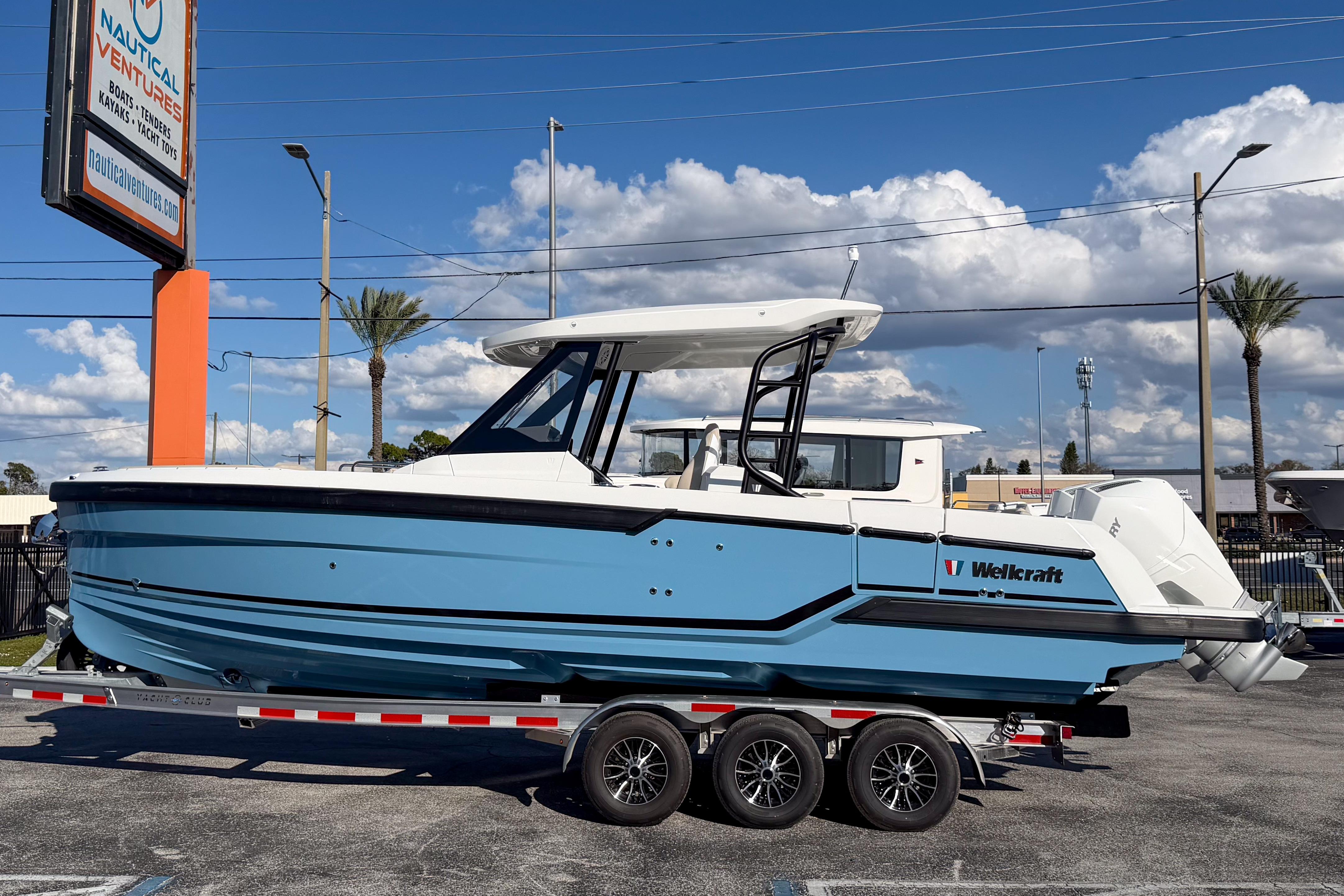 2026 Wellcraft 28 T-Top