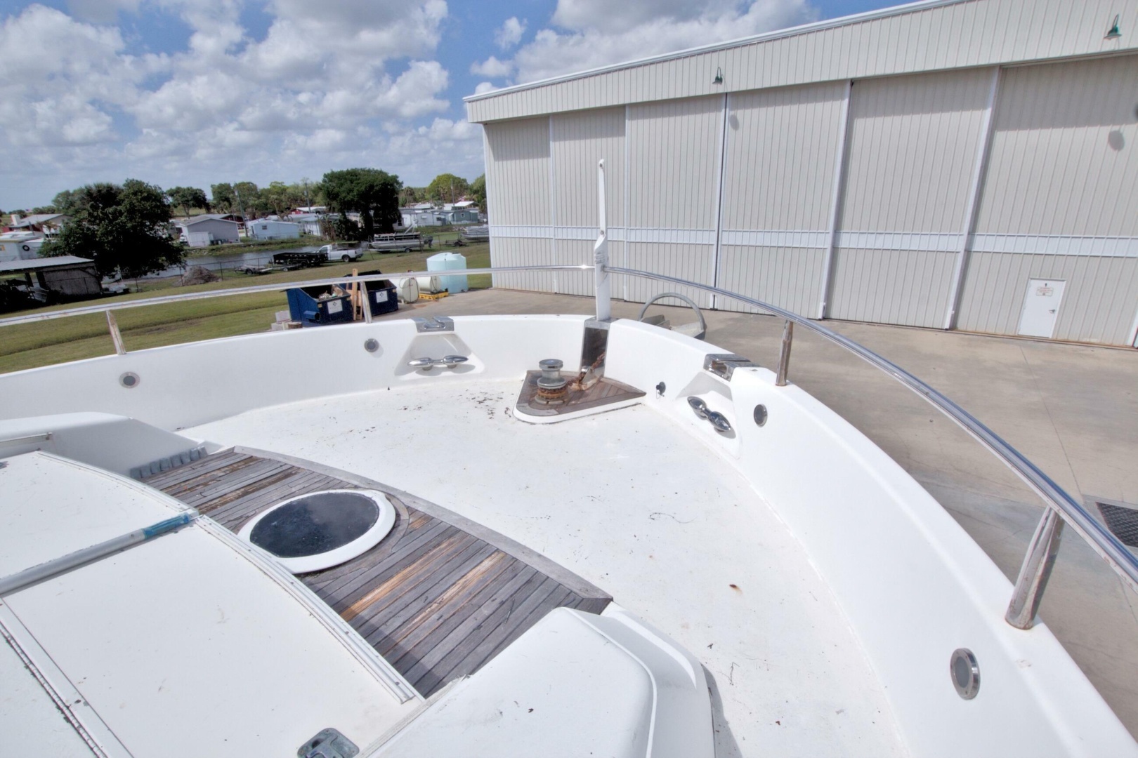 1998 Lazzara Yachts 76 Skylounge Grand Salon - Image 74