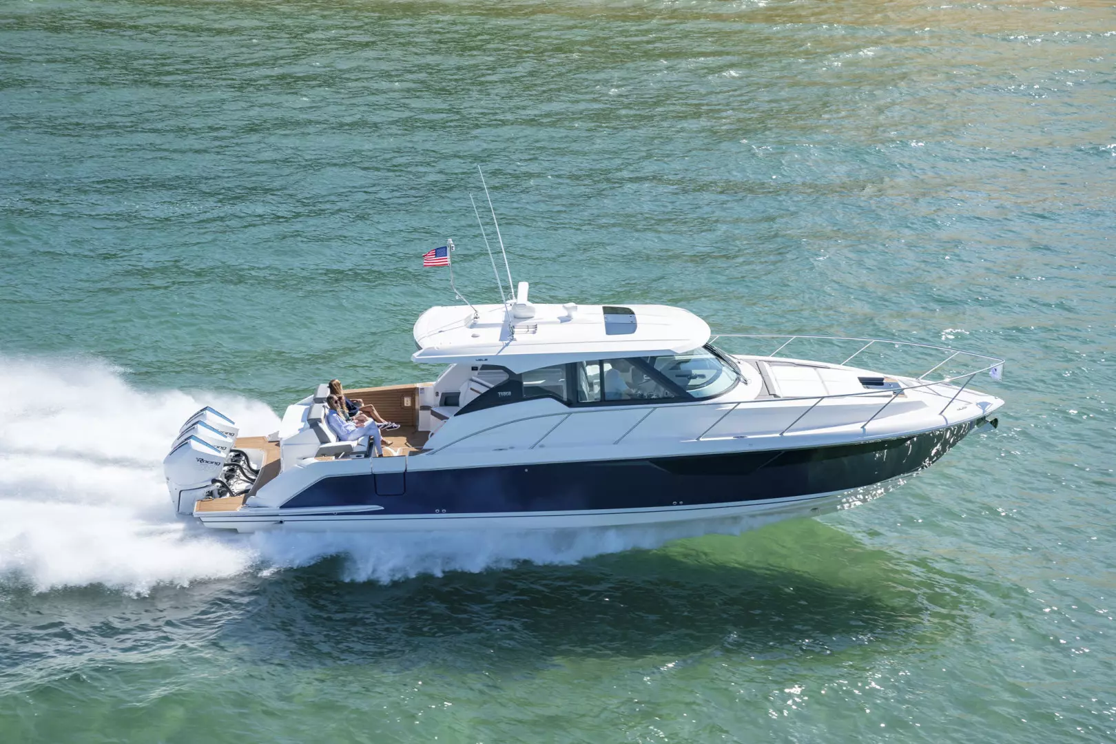 2021 Tiara Sport 43LE - Image 12