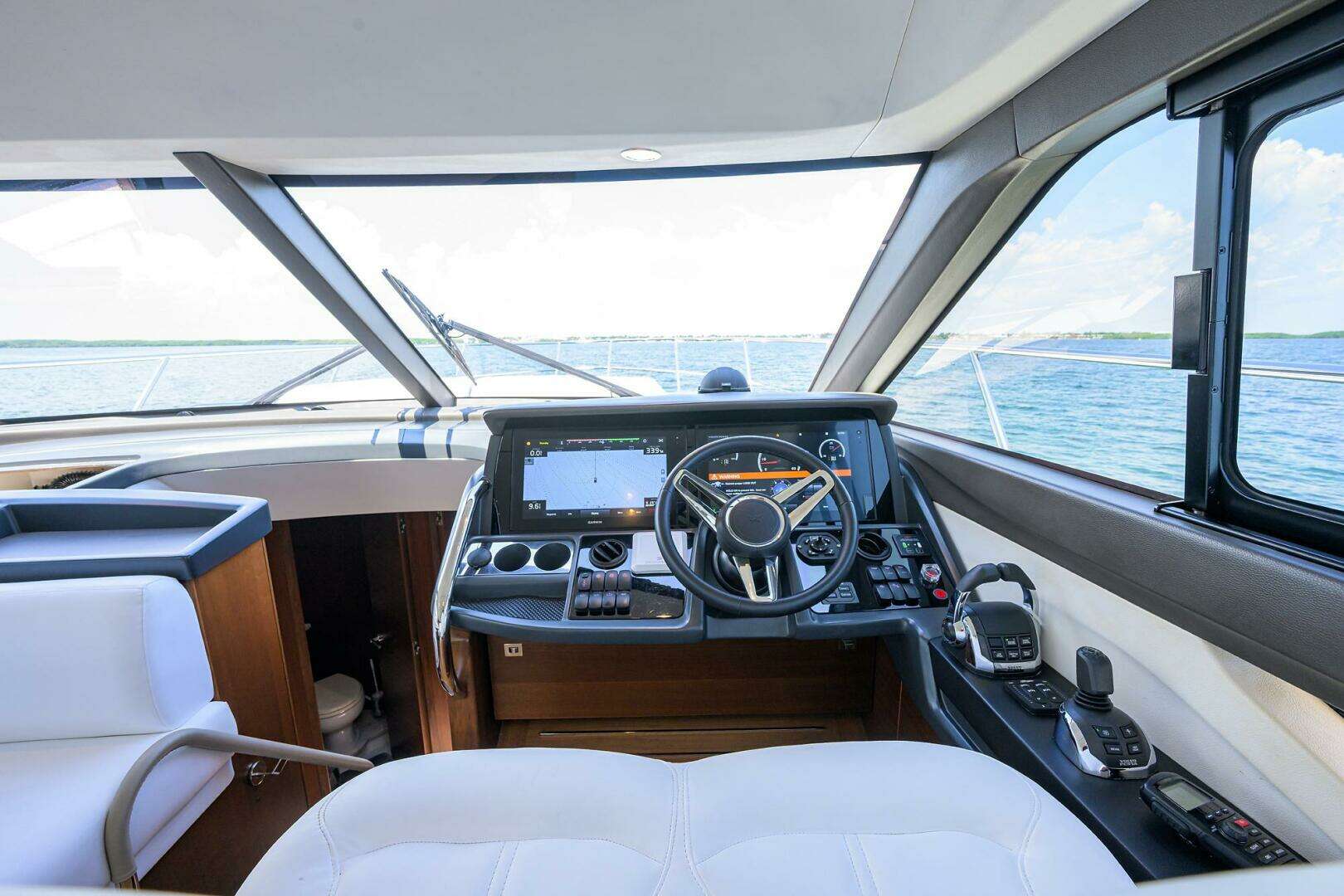 2018 Princess F49 - Image 52
