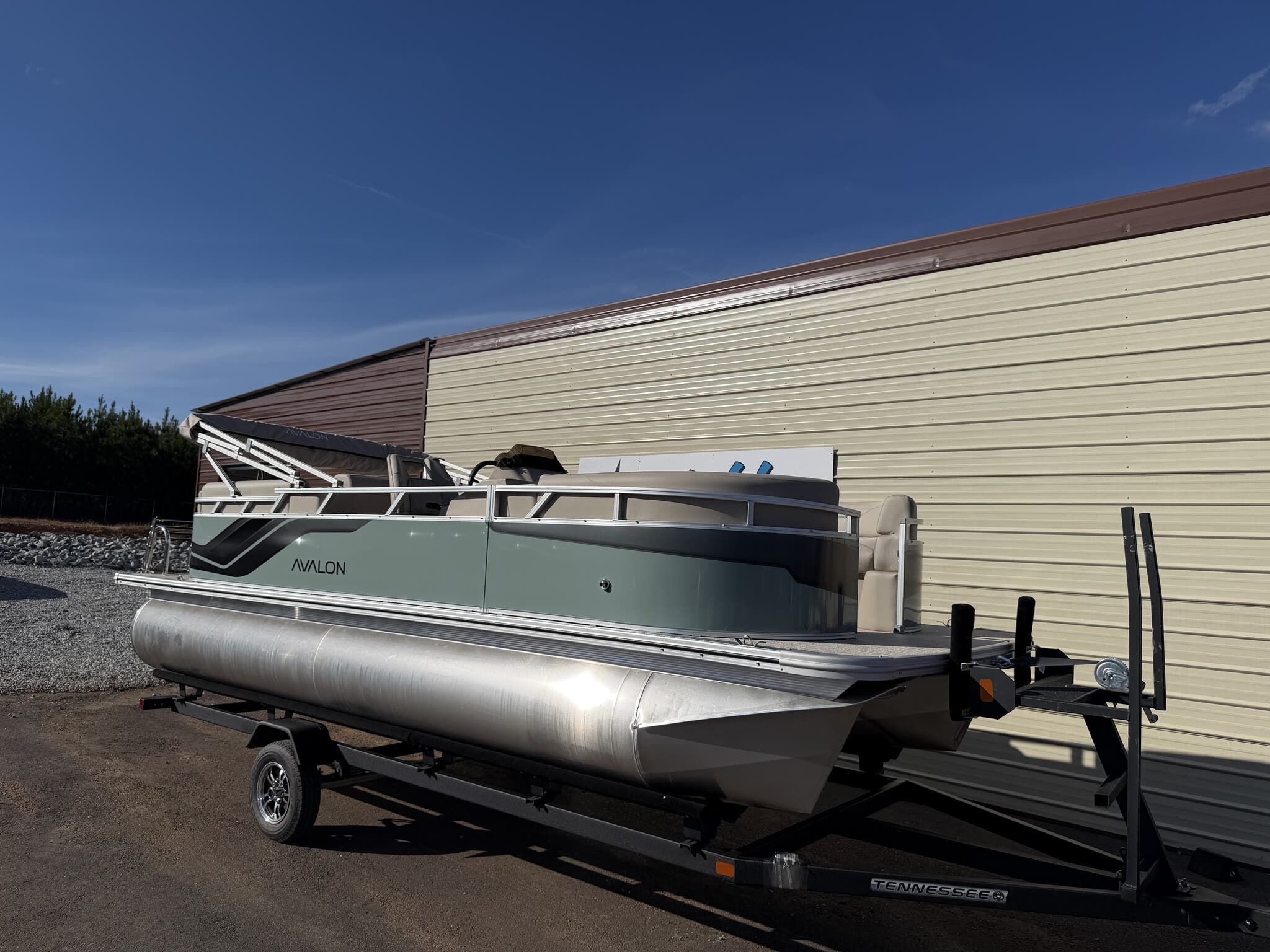 2026 Avalon VLS 21 QUAD LOUNGER-90HP