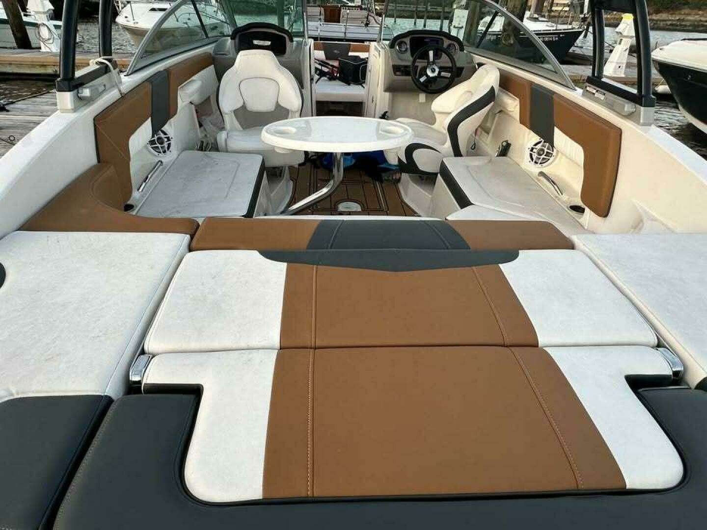 2023 Chaparral 23 SSi - Image 4