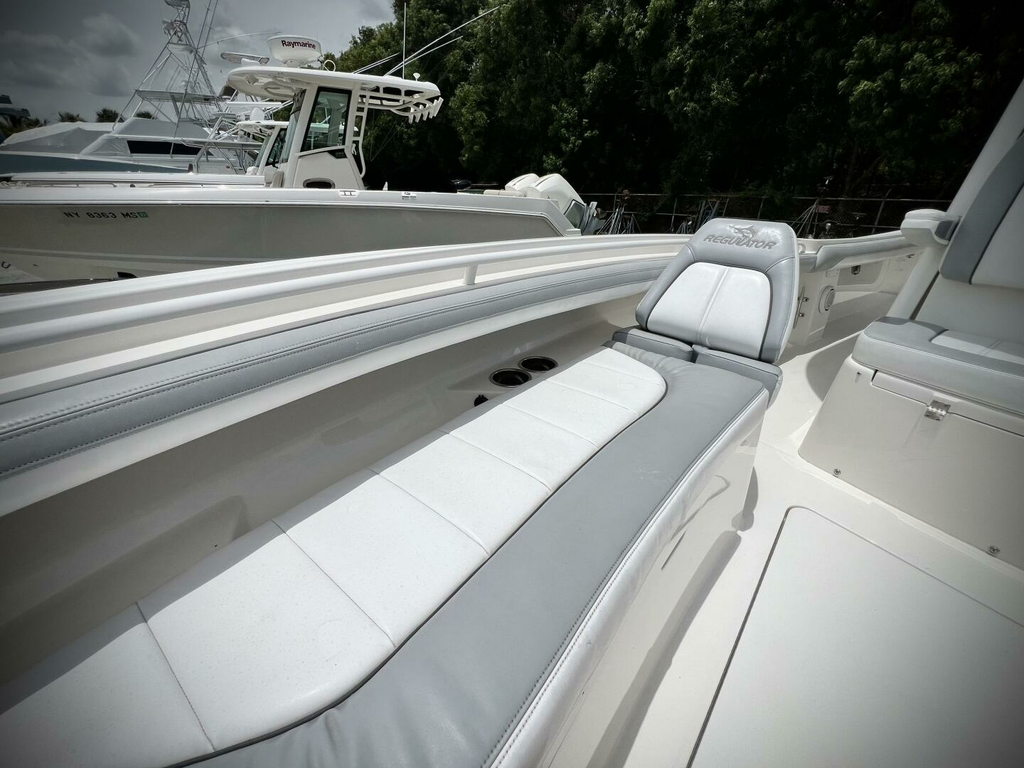2020 Regulator 23 FS - Image 22